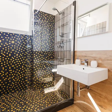 Alusea 3* Silvi Paese